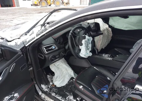 2021 Maserati Ghibli S Q4 из США, поврежденный, VIN ZAM57YTAXM1371263